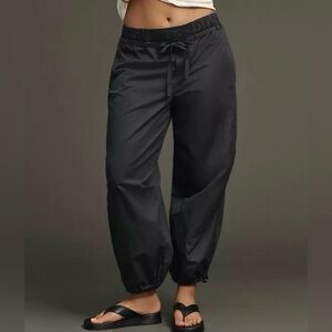 Anthropologie Pilcro Low-Rise Grey Carbon Parachute Pants Size XSP